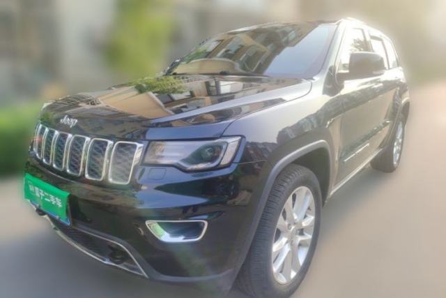 Used Jeep Grand Cherokee 2017 3.6L Luxury Navigation Edition