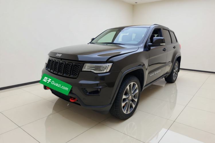 Ojetý Jeep Grand Cherokee 2017 3.0L Comfort Navigation Edition Guazi used car, China used car export, Used car for sale, Used cars, Cheapest cars for sale