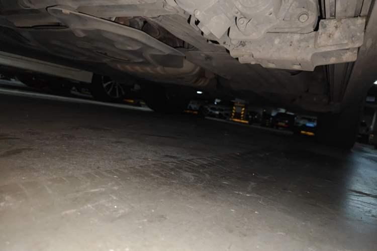Used Jeep Grand Cherokee 2017 3.0L Comfort Navigation Edition Chassis Front Left