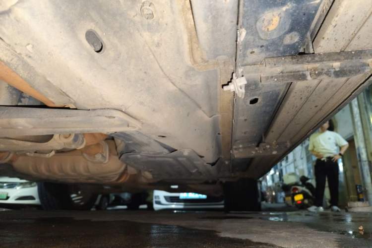Used Jeep Grand Cherokee 2017 3.6L Elite Navigation Edition Chassis Front Left