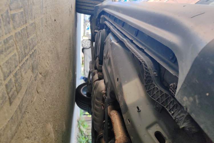 Used Jeep Grand Cherokee 2017 3.6L Elite Navigation Edition Chassis Front Right