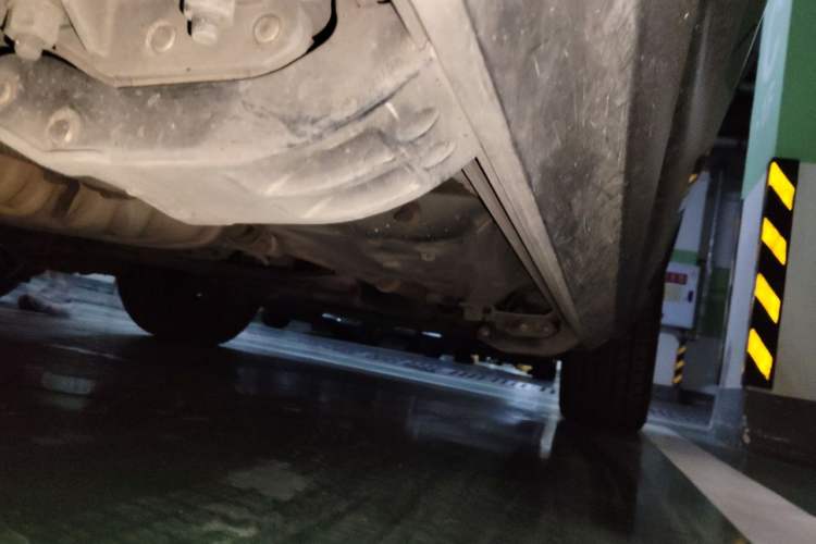 Used Jeep Grand Cherokee 2017 3.0L Comfort Navigation Edition Chassis Rear Right