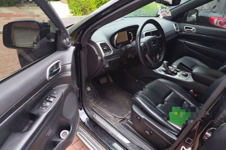 Used Jeep Grand Cherokee 2017 3.0L Comfort Navigation Edition Driver Seat