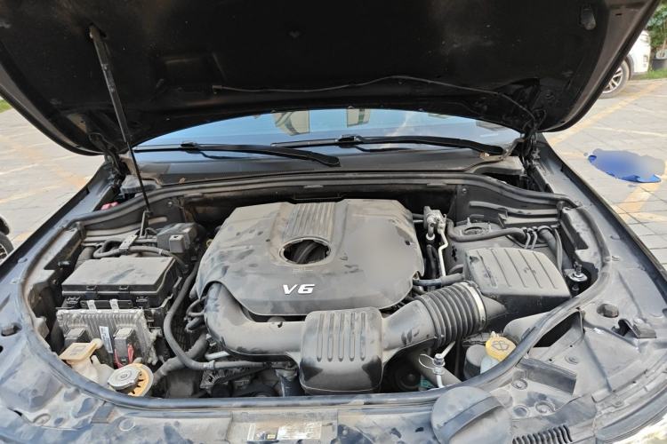 Used Jeep Grand Cherokee 2017 3.0L Comfort Navigation Edition Engine Bay