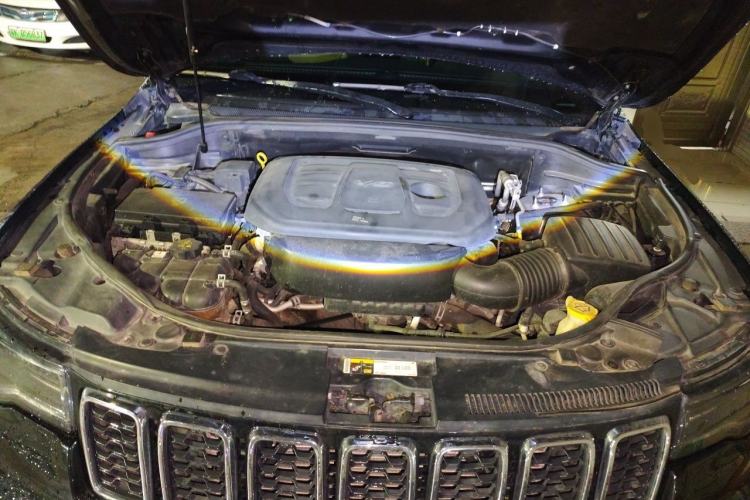 Used Jeep Grand Cherokee 2017 3.6L Elite Navigation Edition Engine Bay