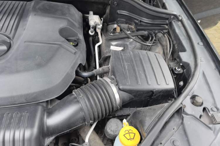 Used Jeep Grand Cherokee 2017 3.0L Elite Navigation Edition Engine Bay Left
