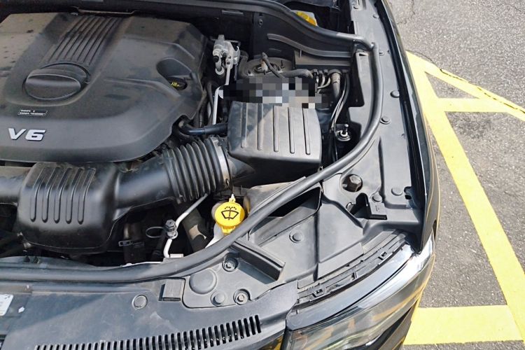 Used Jeep Grand Cherokee 2017 3.0L Elite Navigation Edition Engine Bay Left