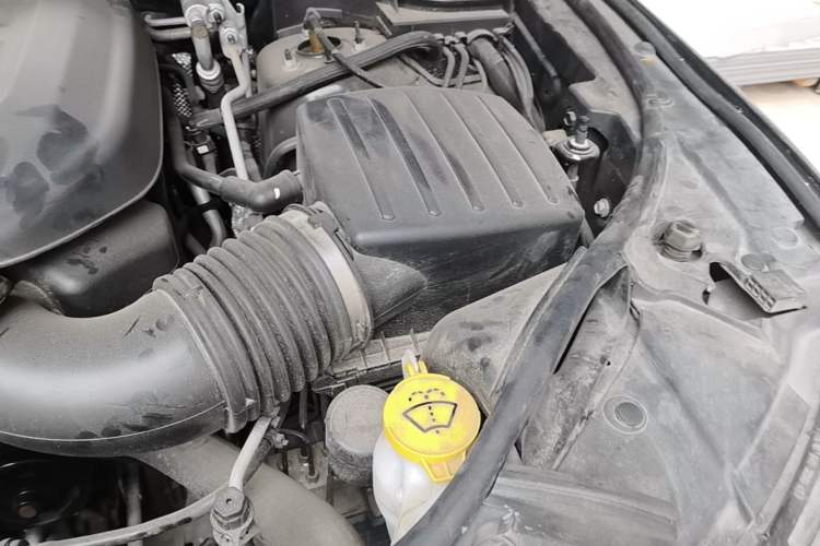 Used Jeep Grand Cherokee 2017 3.6L Elite Navigation Edition Engine Bay Left