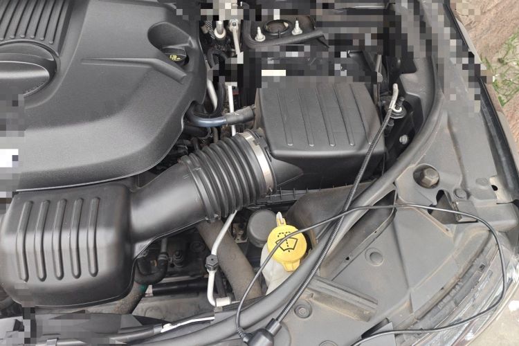 Used Jeep Grand Cherokee 2017 3.0L Comfort Navigation Edition Engine Bay Left