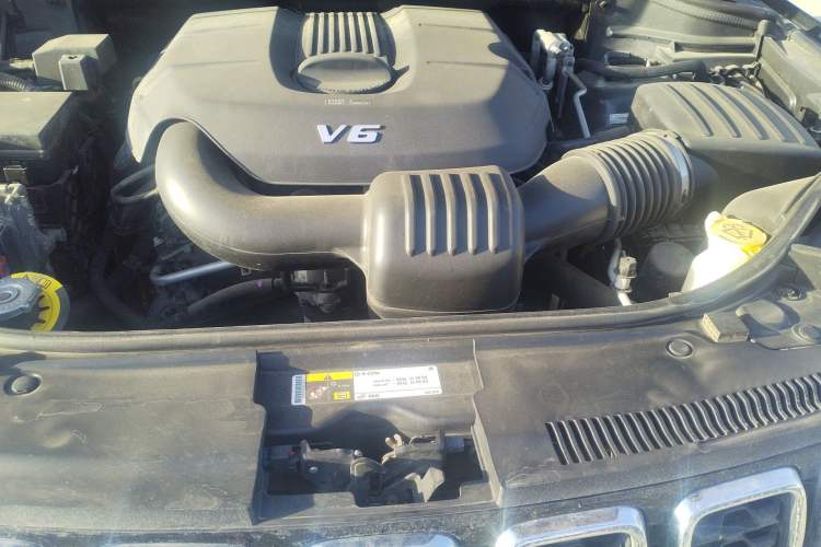 Used Jeep Grand Cherokee 2017 3.0L Comfort Navigation Edition Engine Bay