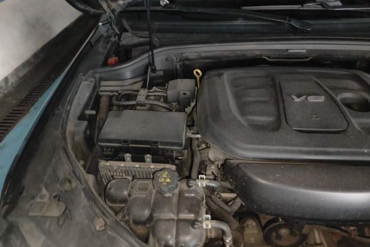 Used Jeep Grand Cherokee  Engine Bay Right