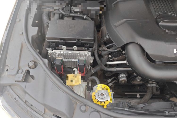 Used Jeep Grand Cherokee 2017 3.0L Comfort Navigation Edition Engine Bay Right