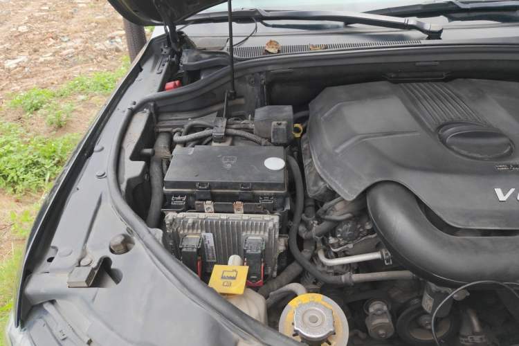 Used Jeep Grand Cherokee 2017 3.0L Comfort Navigation Edition Engine Bay Right