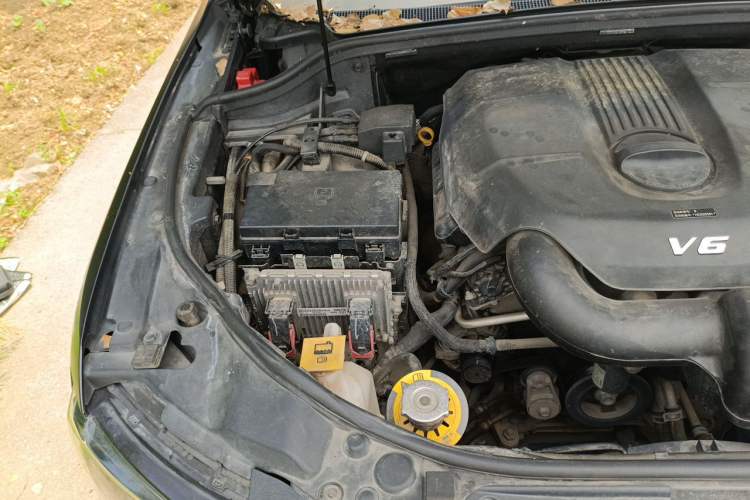 Used Jeep Grand Cherokee 2017 3.0L Elite Navigation Edition Engine Bay Right