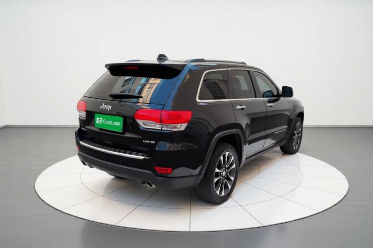 Used Jeep Grand Cherokee 2017 3.0L Comfort Navigation Edition Exterior 5