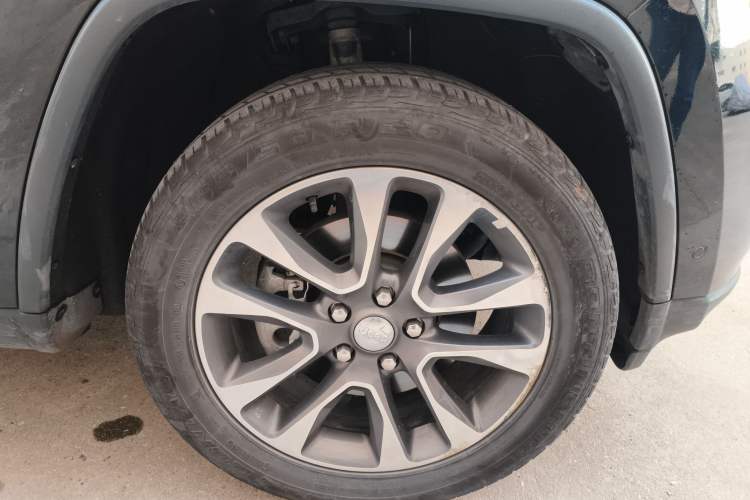 Used Jeep Grand Cherokee 2017 3.0L Comfort Navigation Edition Exterior 7