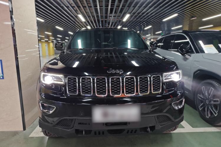 Used Jeep Grand Cherokee 2017 3.6L Elite Navigation Edition Front