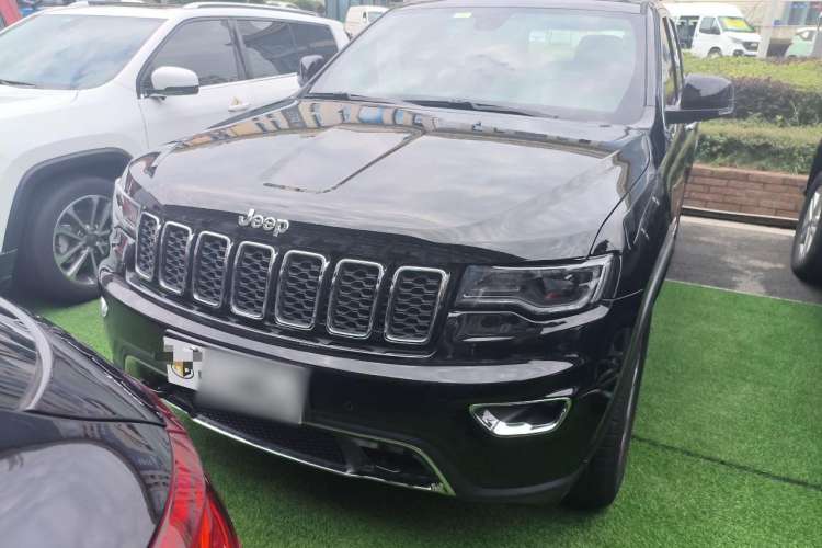 Used Jeep Grand Cherokee 2017 3.0L Comfort Navigation Edition Front