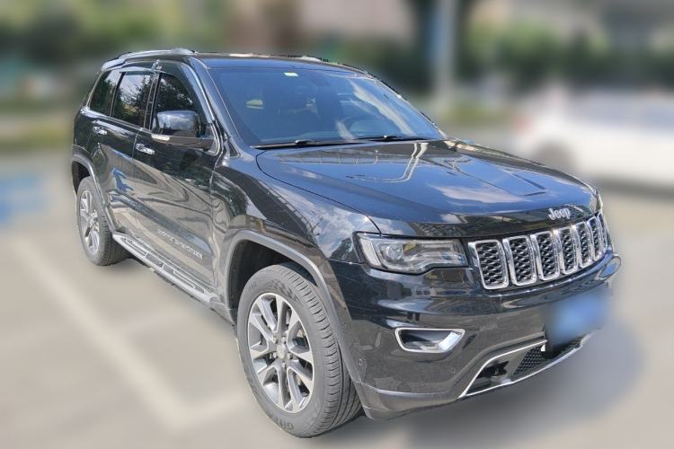 Used Jeep Grand Cherokee 2017 3.0L Elite Navigation Edition Front Right 45 Deg