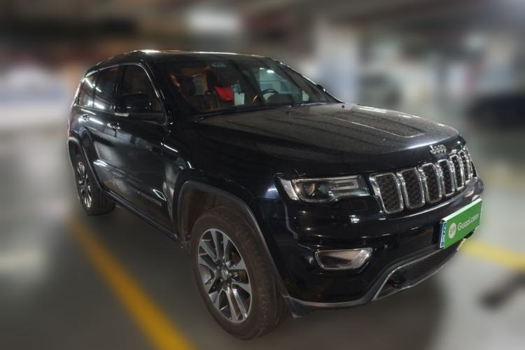 Used Jeep Grand Cherokee 2017 3.0L Elite Navigation Edition Front Right 45 Deg