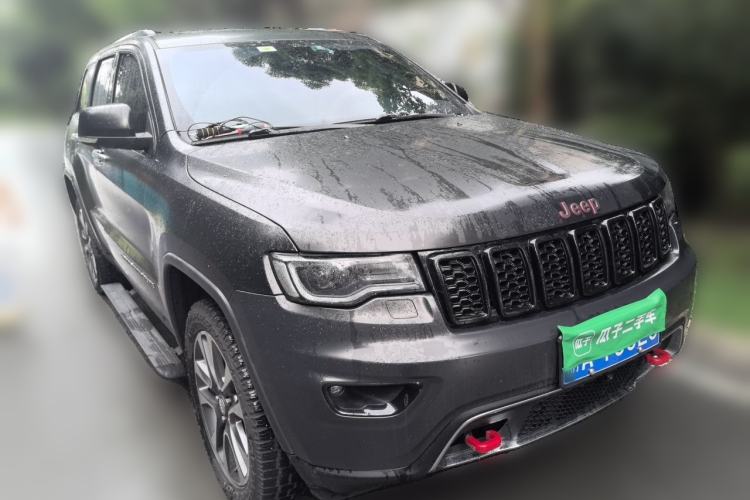 Used Jeep Grand Cherokee 2017 3.0L Elite Navigation Edition Front Right 45 Deg