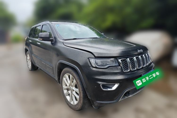 Used Jeep Grand Cherokee 2017 3.0L Elite Navigation Edition Front Right 45 Deg