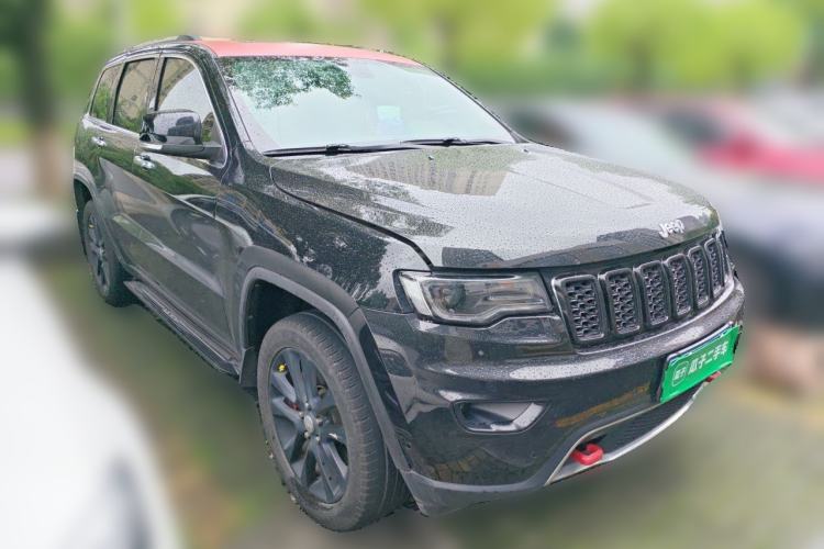 Used Jeep Grand Cherokee 2017 3.0L Elite Navigation Edition Front Right 45 Deg