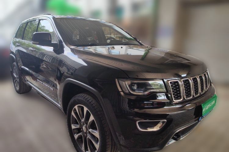Used Jeep Grand Cherokee 2017 3.6L Elite Navigation Edition Front Right 45 Deg