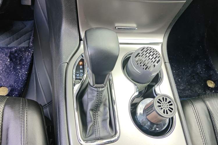 Used Jeep Grand Cherokee 2017 3.0L Elite Navigation Edition Gear Lever