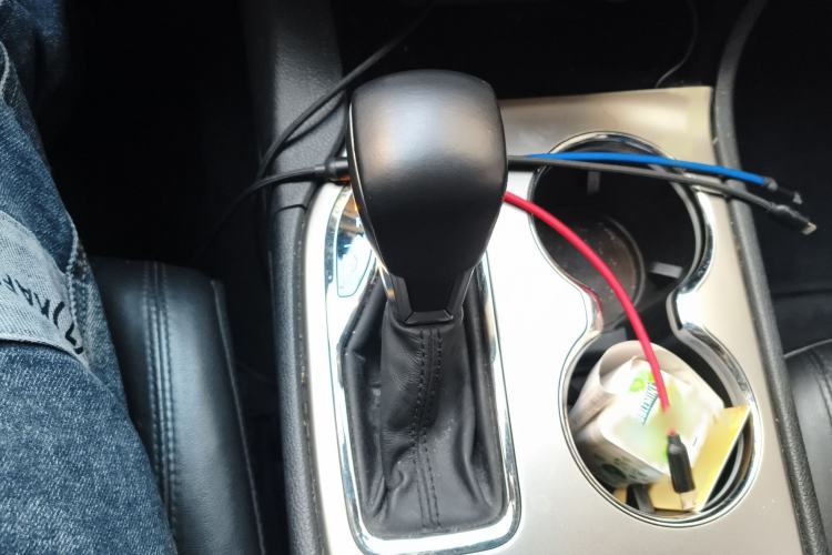 Used Jeep Grand Cherokee 2017 3.0L Comfort Navigation Edition Gear Lever