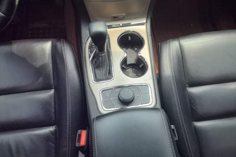 Used Jeep Grand Cherokee 2017 3.0L Comfort Navigation Edition Gear Lever