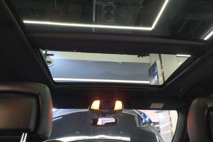 Used Jeep Grand Cherokee 2017 3.0L Comfort Navigation Edition Headliner