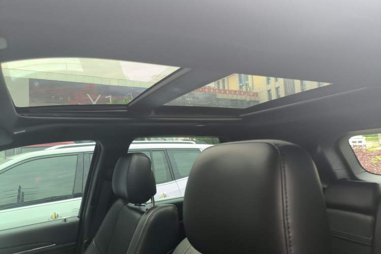 Used Jeep Grand Cherokee 2017 3.0L Comfort Navigation Edition Headliner