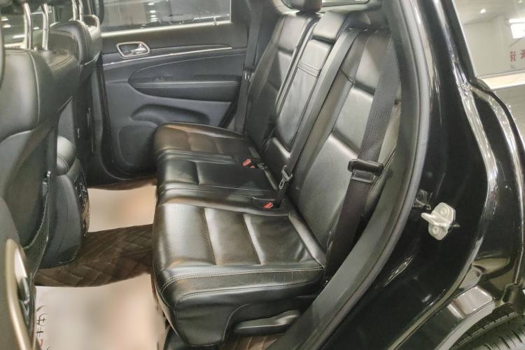 Used Jeep Grand Cherokee 2017 3.0L Elite Navigation Edition Interior 1