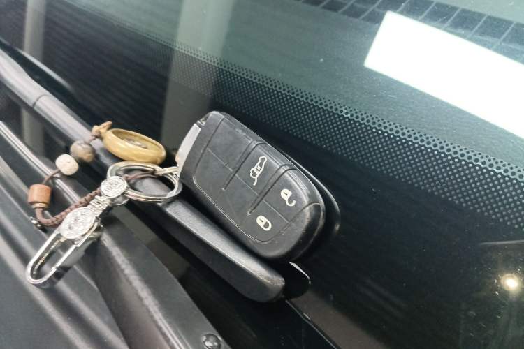 Used Jeep Grand Cherokee 2017 3.0L Comfort Navigation Edition Interior 1