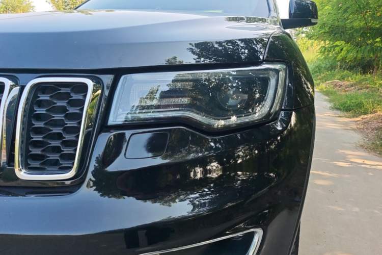 Used Jeep Grand Cherokee 2017 3.6L Elite Navigation Edition Left Front Headlight