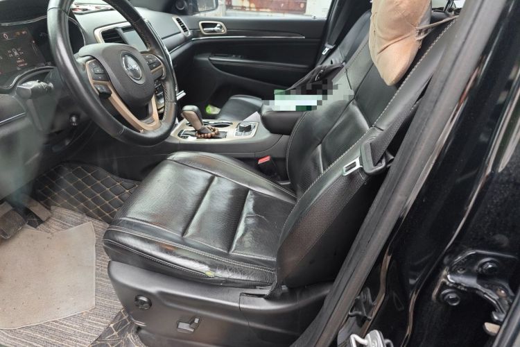 Used Jeep Grand Cherokee 2017 3.0L Elite Navigation Edition Left Front Seat