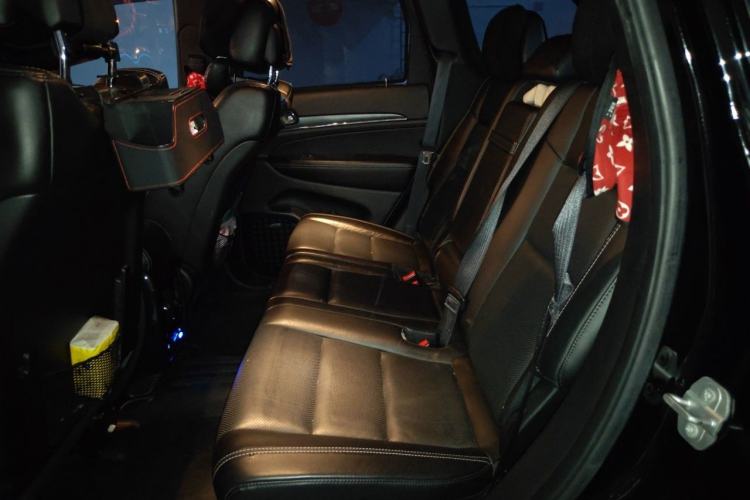 Used Jeep Grand Cherokee 2017 3.0L Elite Navigation Edition Left Rear Seat