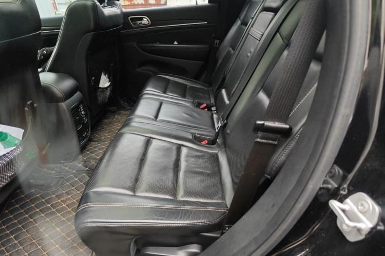 Used Jeep Grand Cherokee 2017 3.0L Elite Navigation Edition Left Rear Seat