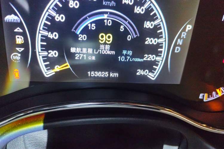 Used Jeep Grand Cherokee 2017 3.6L Elite Navigation Edition Odometer Close Up