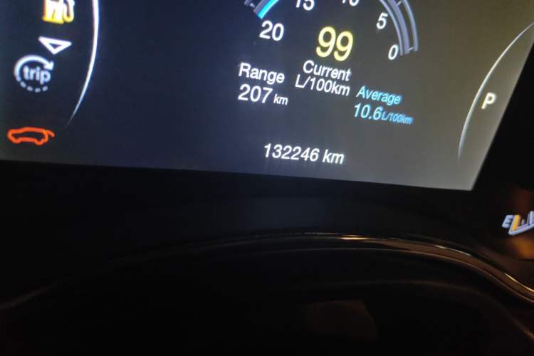 Used Jeep Grand Cherokee  Odometer Close Up
