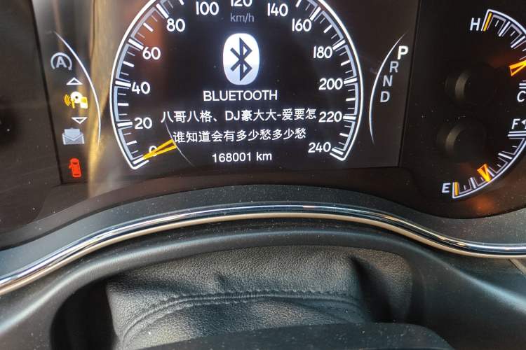 Used Jeep Grand Cherokee 2017 3.0L Comfort Navigation Edition Odometer Close Up