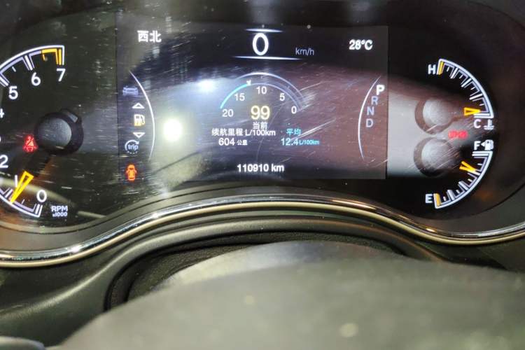 Used Jeep Grand Cherokee 2017 3.6L Elite Navigation Edition Odometer Close Up