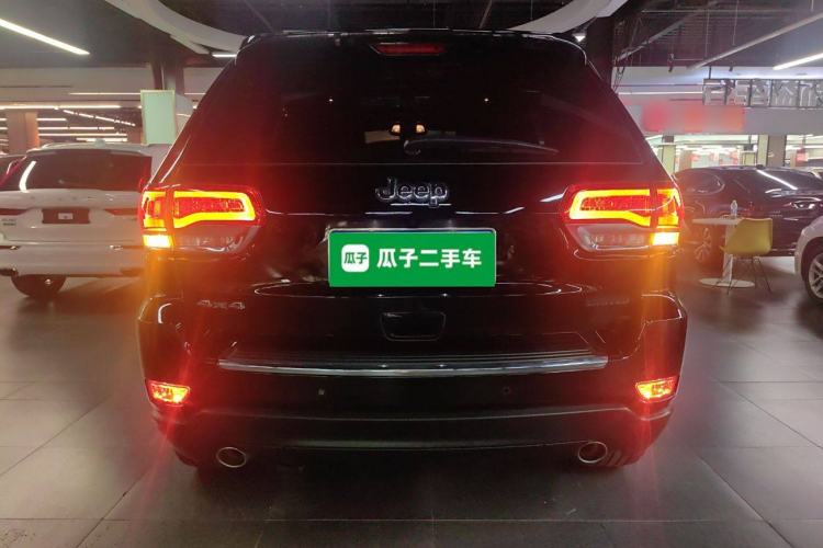 Used Jeep Grand Cherokee 2017 3.0L Comfort Navigation Edition Rear