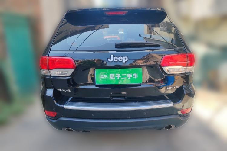 Used Jeep Grand Cherokee 2017 3.6L Elite Navigation Edition Rear