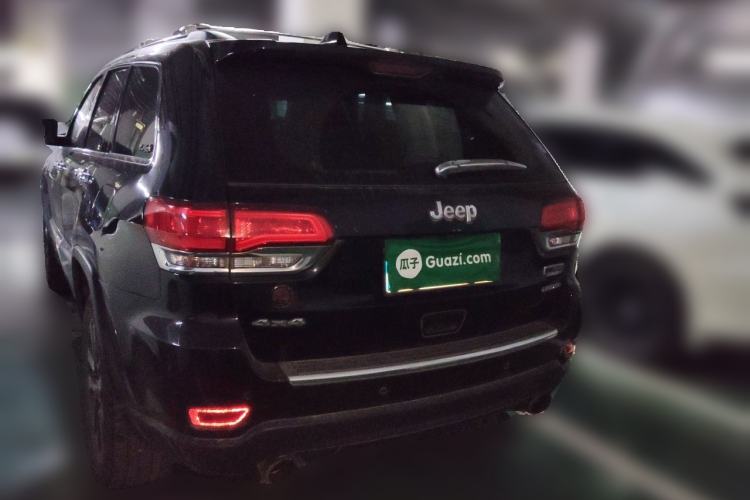 Used Jeep Grand Cherokee 2017 3.0L Comfort Navigation Edition Rear