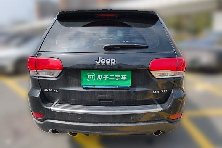 Used Jeep Grand Cherokee 2017 3.0L Elite Navigation Edition Rear
