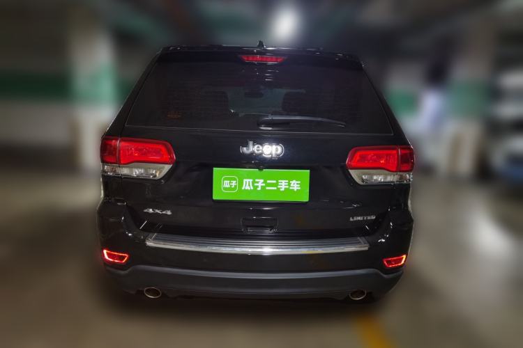 Used Jeep Grand Cherokee 2017 3.0L Elite Navigation Edition Rear