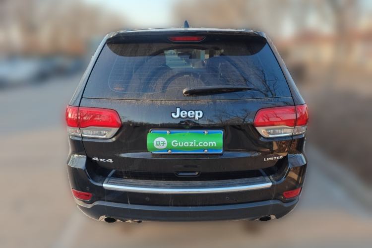 Used Jeep Grand Cherokee 2017 3.0L Comfort Navigation Edition Rear