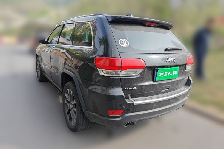Used Jeep Grand Cherokee 2017 3.0L Comfort Navigation Edition Rear Left 45 Deg